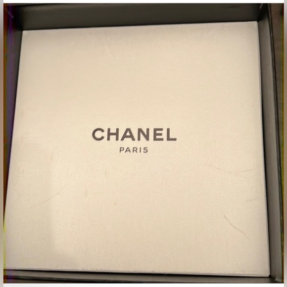 Chanel vintage Belt (or necklace) with Box and Tags - Picture 7 of 15